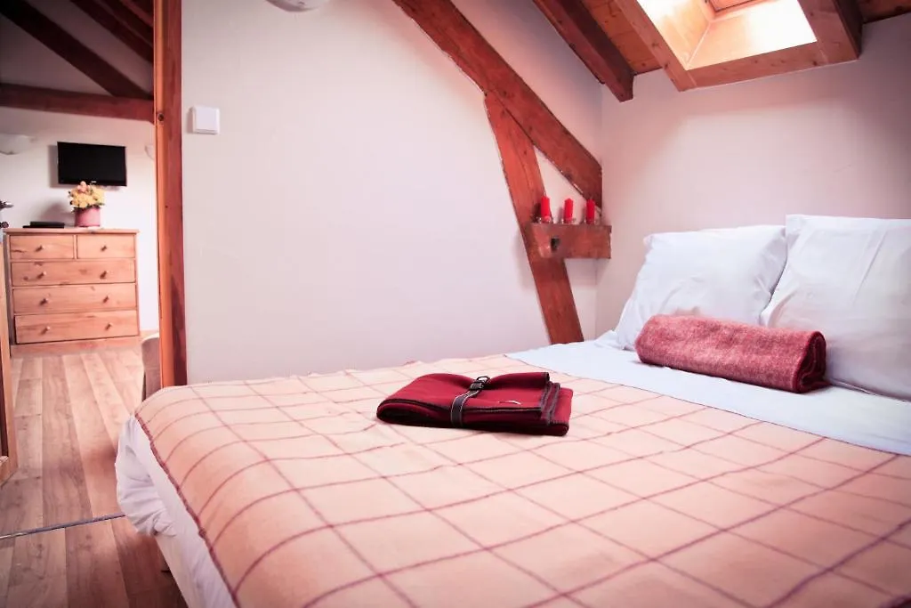 Auberge Du Val Joli Seez 3*,